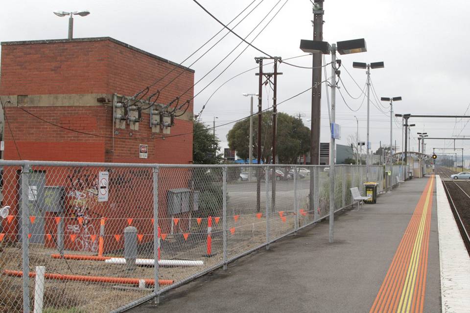 chain-link-railway-fence